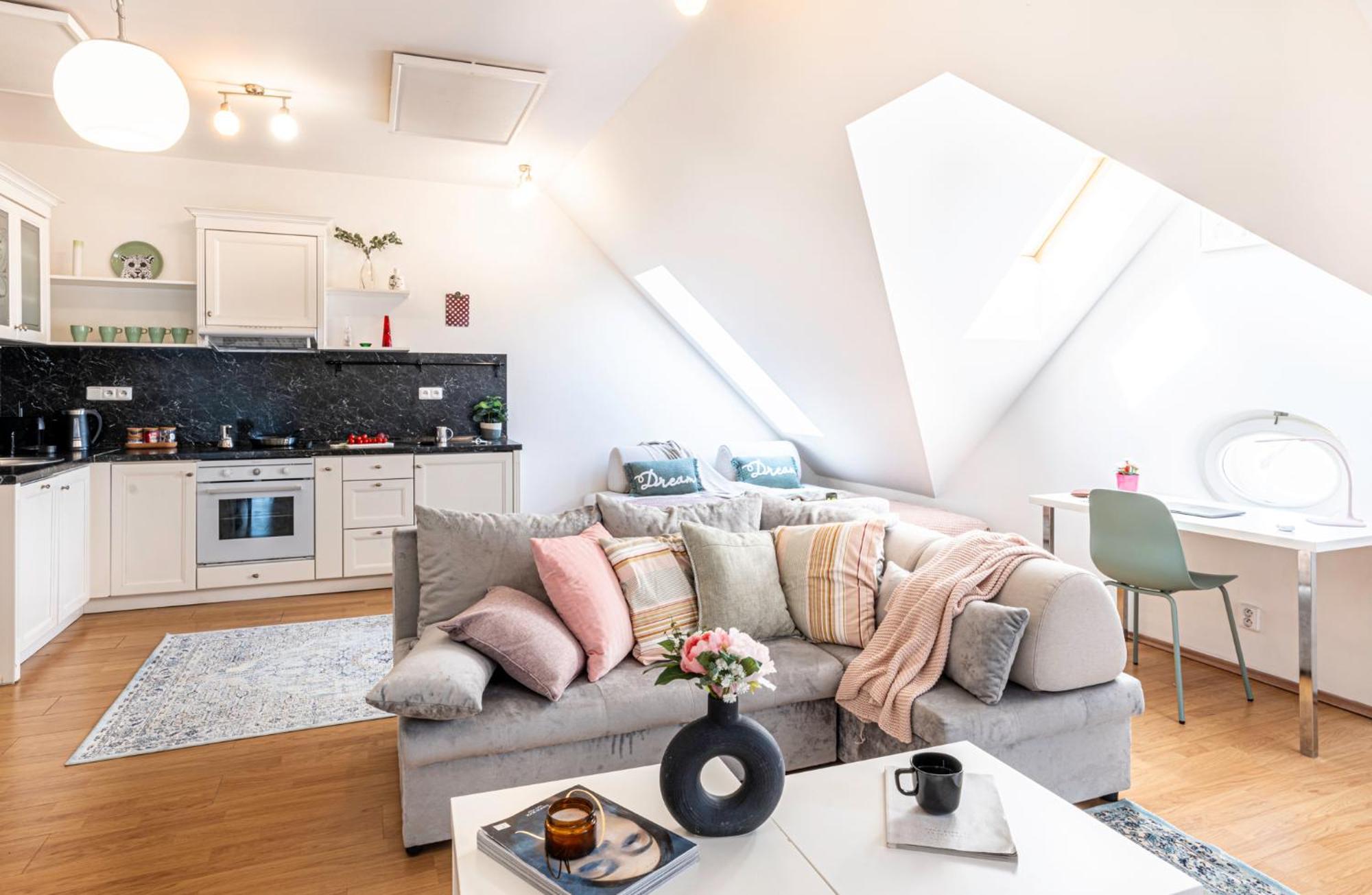 Ferienwohnung Prague Days - Terrace - Stunning View - Duplex Exterior foto